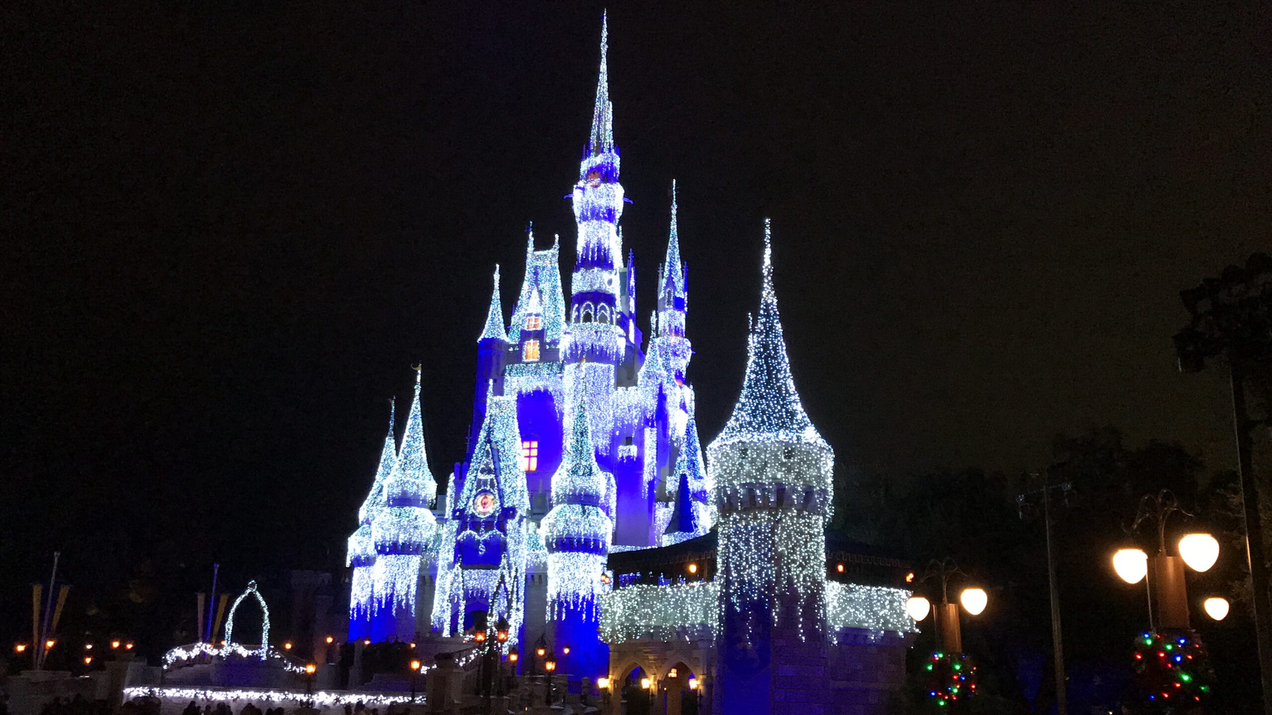 Disney Fans of Loudoun Blog DFans, A Site for Fans of DisneyDFans